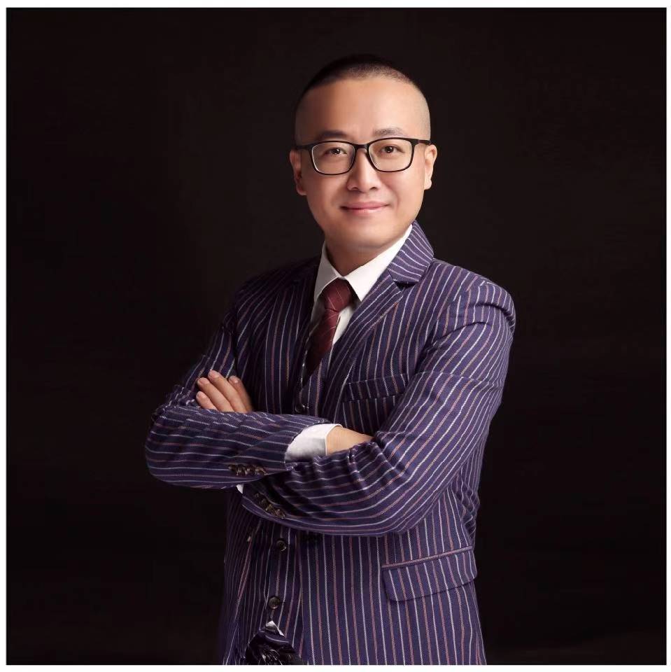 孫鵬程先生，特約指導顧問，“萊特瑞爾”品牌、“桂福茗茶”品牌創始人，支部書記、中共黨員，大興產業行業協會秘書長，對企業管理、品牌塑造有豐富的經驗及獨特的見解。